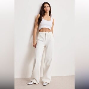 NWT Good American Low Rise Baggy Jeans in size 2/26 color white